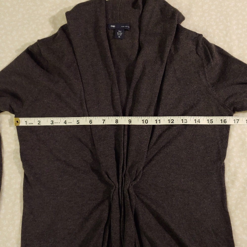 Gap Cardigan - Picture 5 of 7